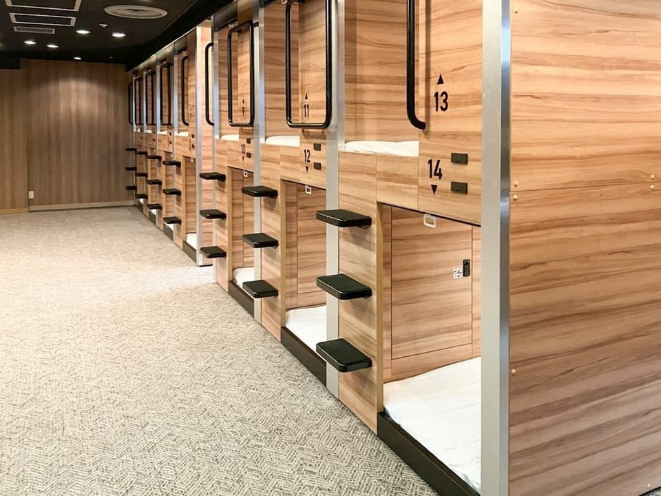 Cabin, Men only | Desk, WiFi (free)