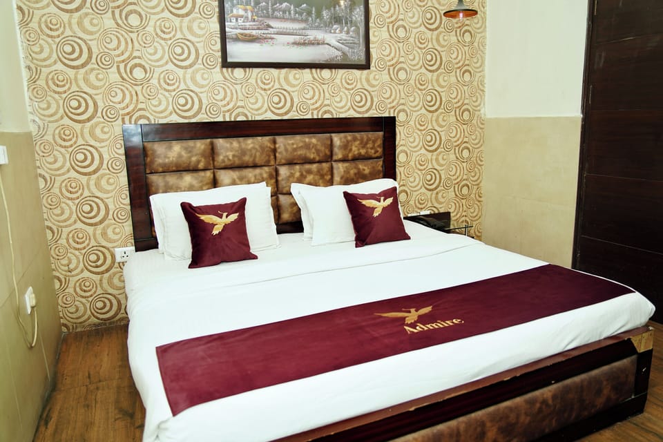 Deluxe Double Room | Free WiFi
