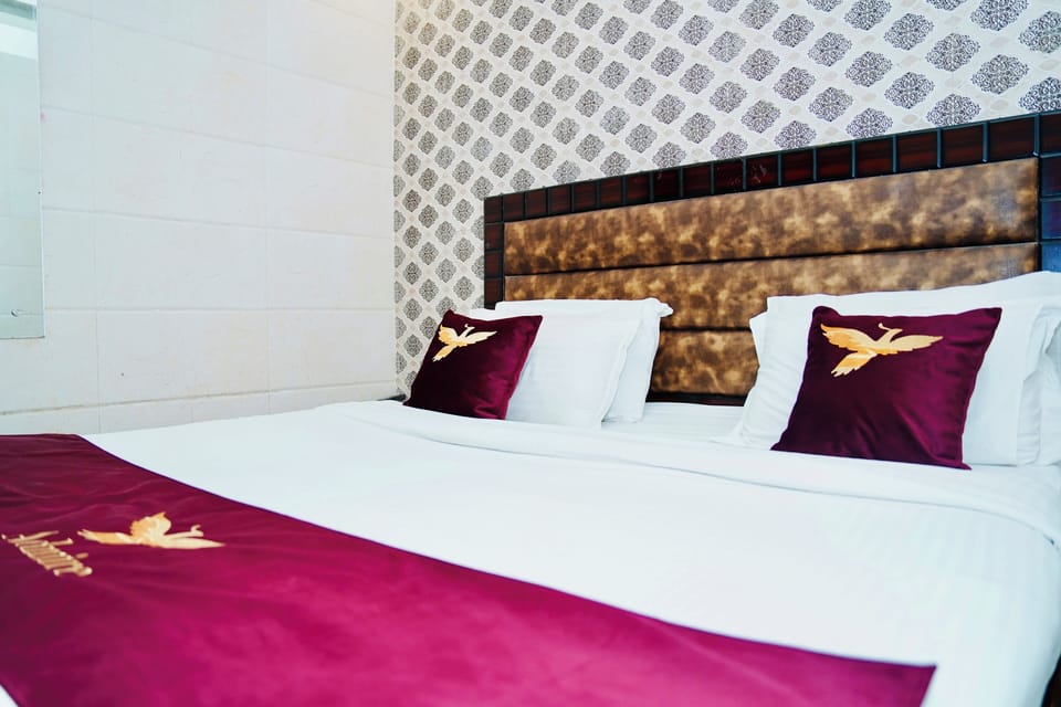 Deluxe Double Room | Free WiFi