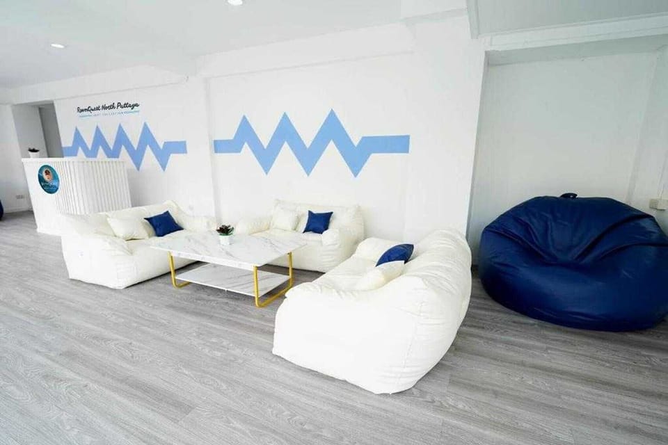 Entrance / Reception