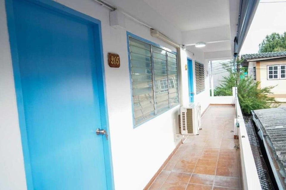Entrance / Reception