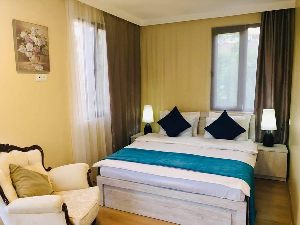 Deluxe Room, Sea View | Soundproofing, iron/ironing board (on request)