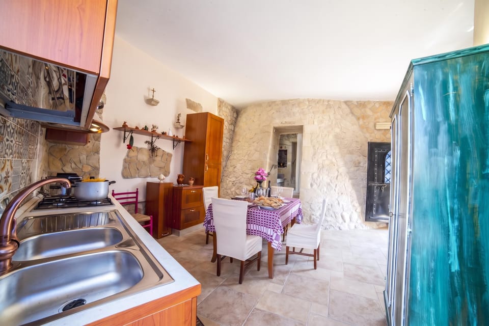 Family Villa, 1 Bedroom, Microwave (Tenuta Apollonio Pool & Relax) | Private kitchen