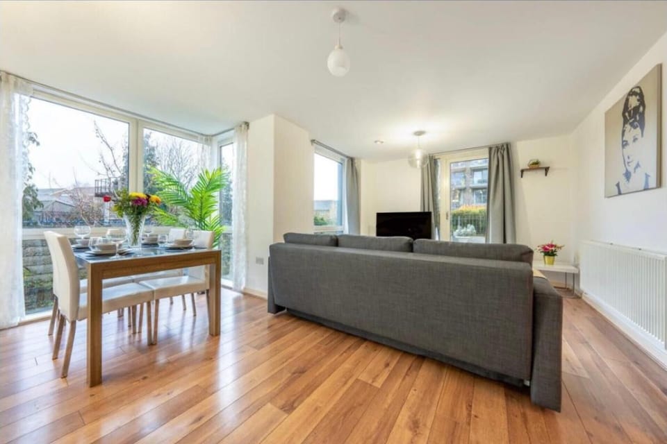 Luxurystaylong-sleeps6-freeparking-freegym-terrace Apartment in Brentford