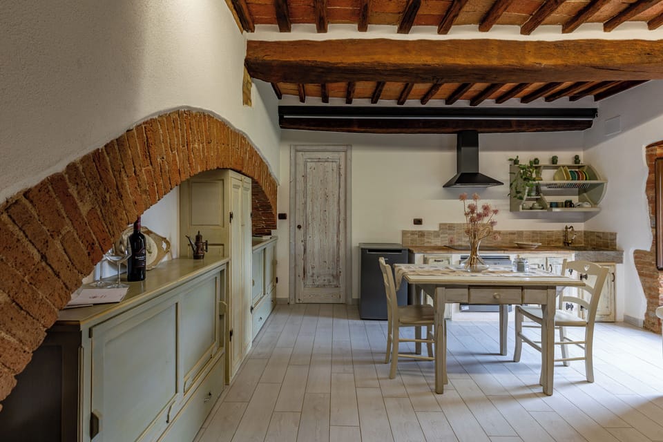 Studio, Hill View | Private kitchen | Espresso maker, coffee/tea maker, electric kettle, highchair