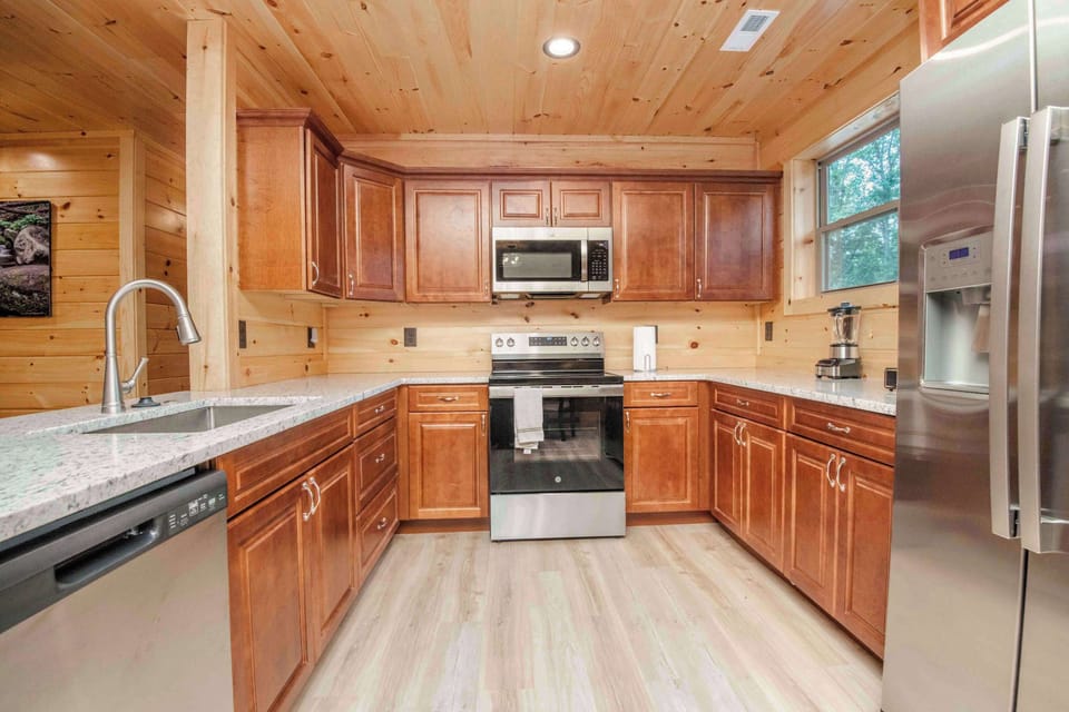 Your fully equipped kitchen with modern appliances and exquisite finishes await your culinary adventures!