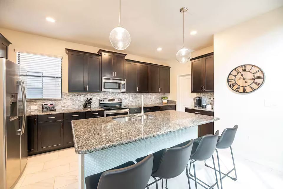 Fully Equipped Kitchen.