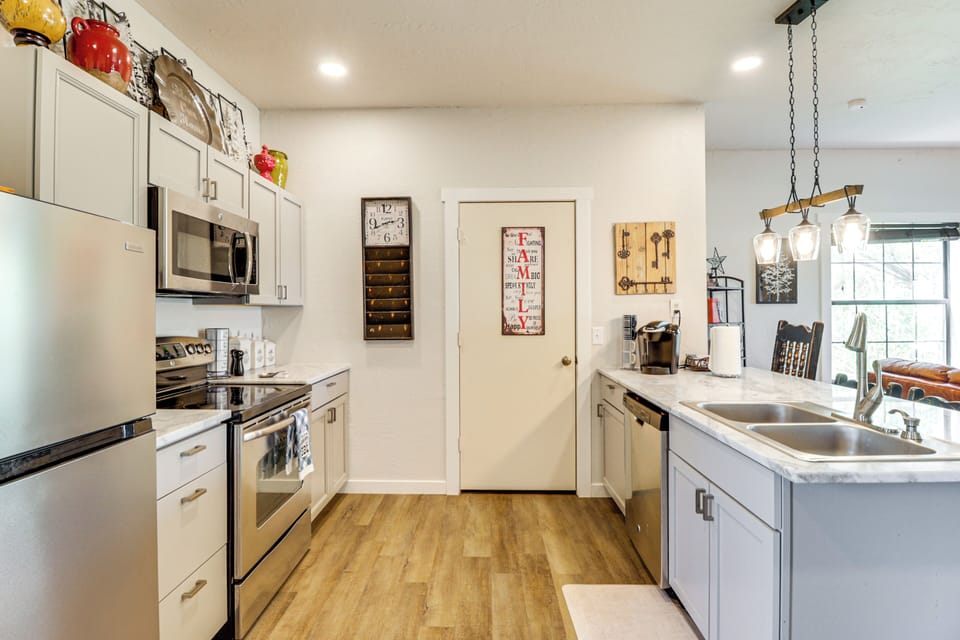 House (2 Bedrooms) | Interior