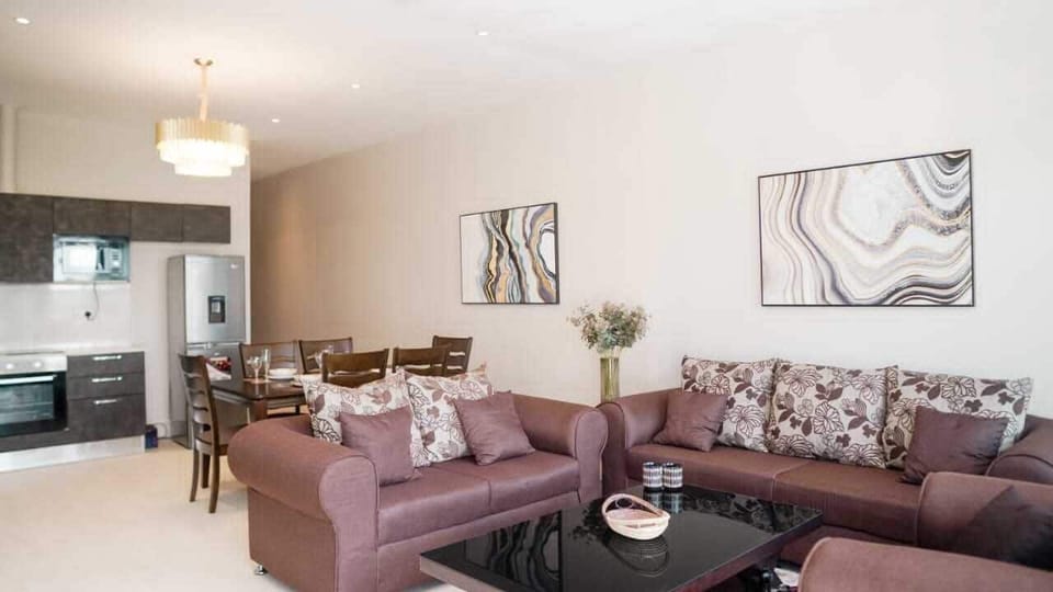 Comfort Apartment, Balcony | Living area