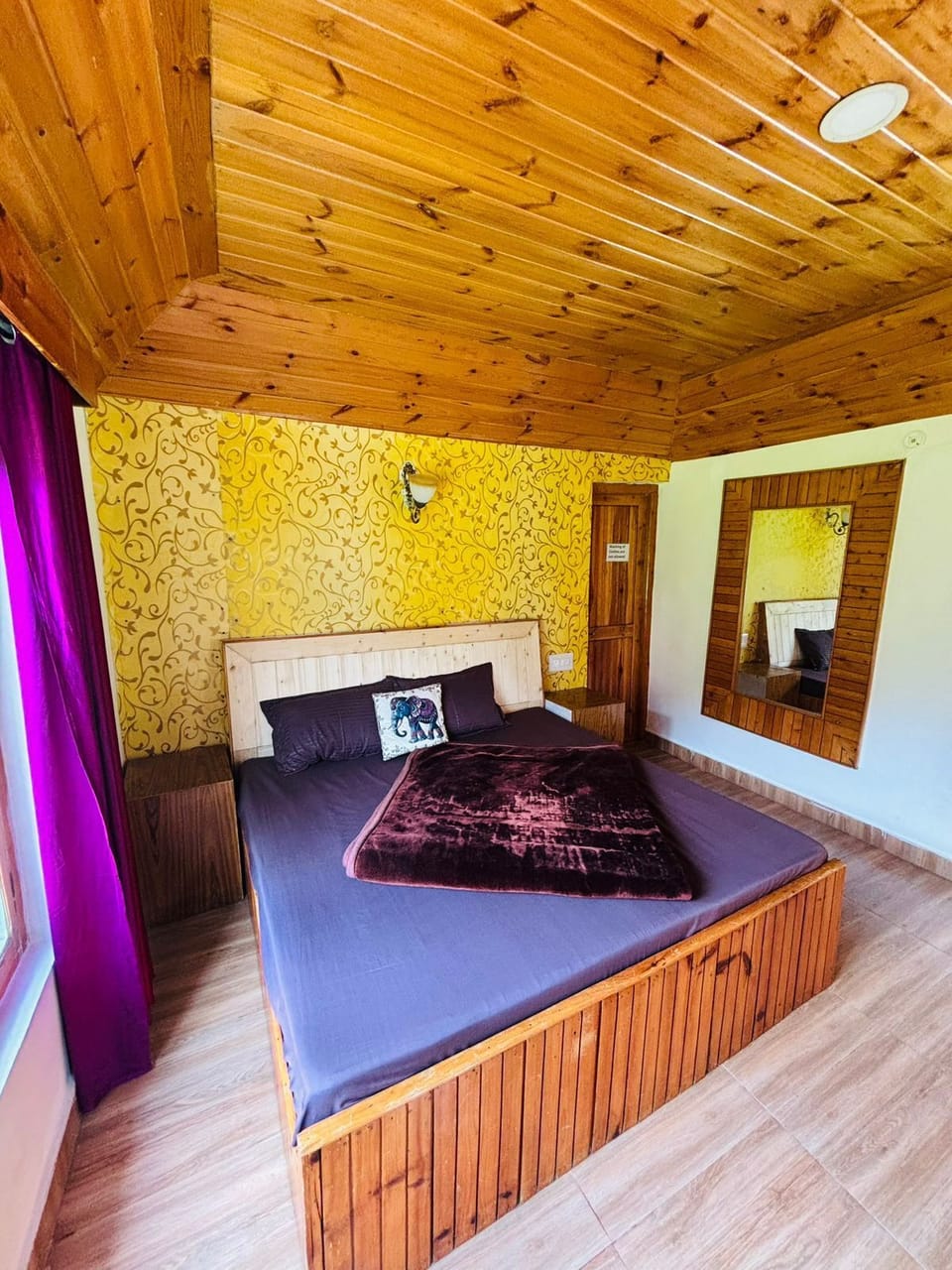 Deluxe Room, Mountain View | Free WiFi