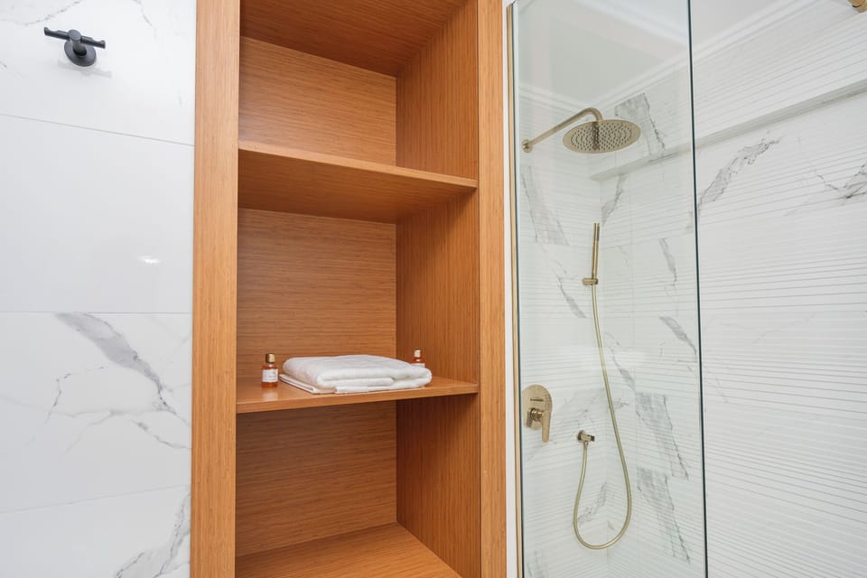Comfort Suite, Housekeeping, Resort View | Bathroom | Shower, hair dryer, towels, soap