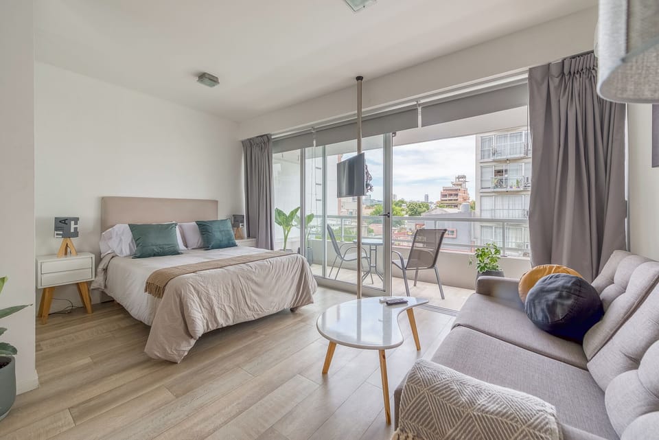 Basic Studio, City View | Iron/ironing board, cribs/infant beds, free WiFi, bed sheets