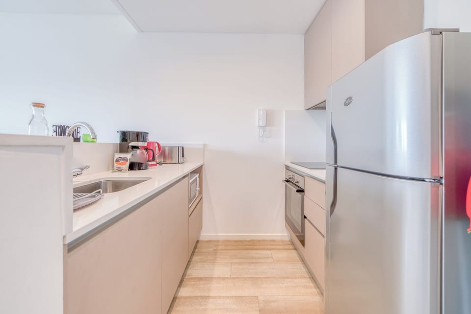 Basic Studio, City View | Private kitchen | Coffee/tea maker, electric kettle