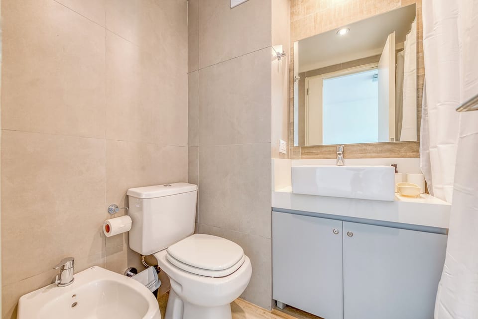 Basic Studio, City View | Bathroom