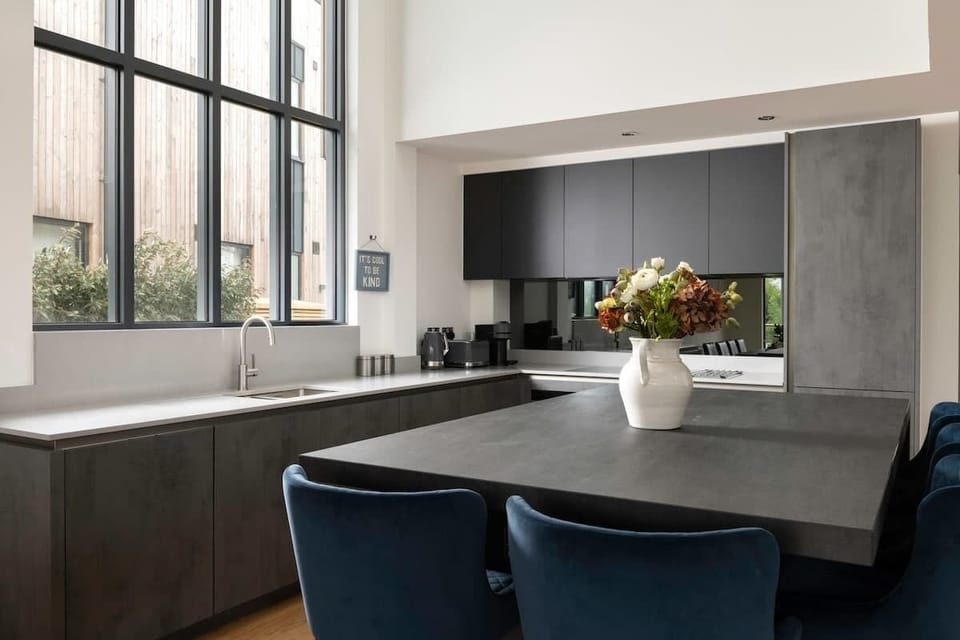 Fully equipped for slow breakfasts or full feasts - with everything you need, and nothing out of place.