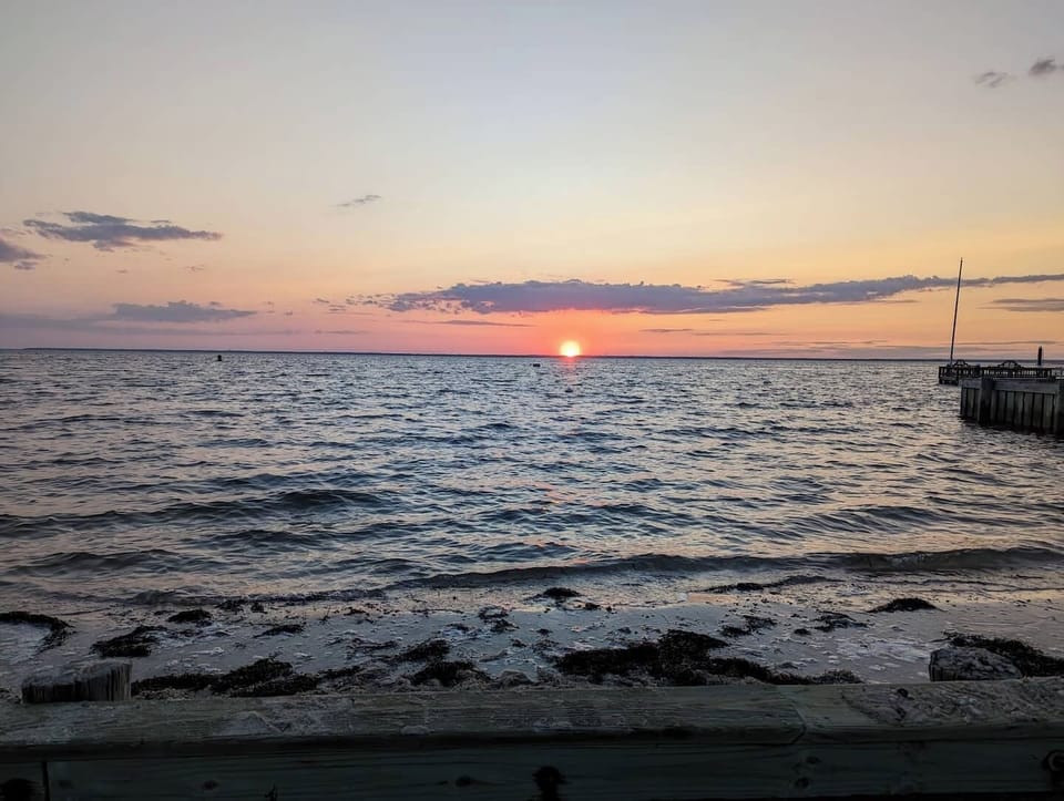 easy access to bay one block away 