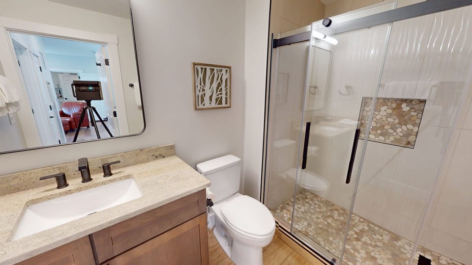 Sink, Bathroom, Indoors, Room, Toilet