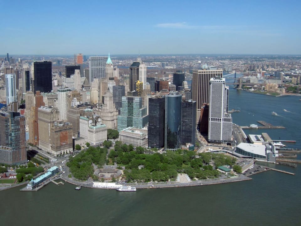 Battery Park – Approx. 0.6 miles (~10-min walk)
