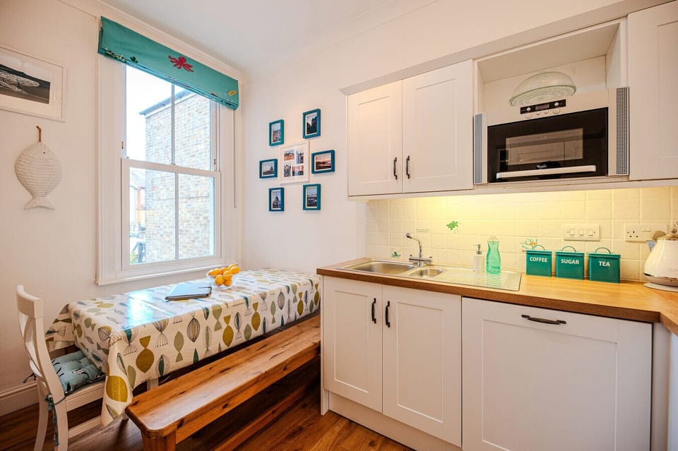 1st Floor Kitchen / Diner