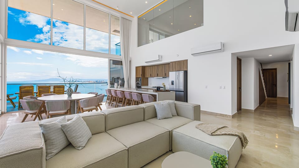 Luxury Apartment, 4 Bedrooms, Balcony, Ocean View | Private kitchen | Coffee/tea maker, electric kettle