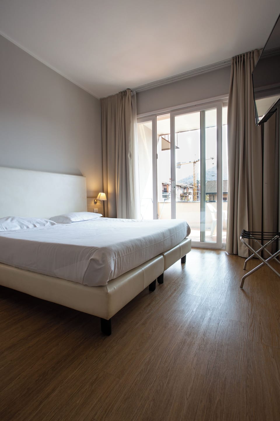 In-room safe, desk, blackout drapes, soundproofing