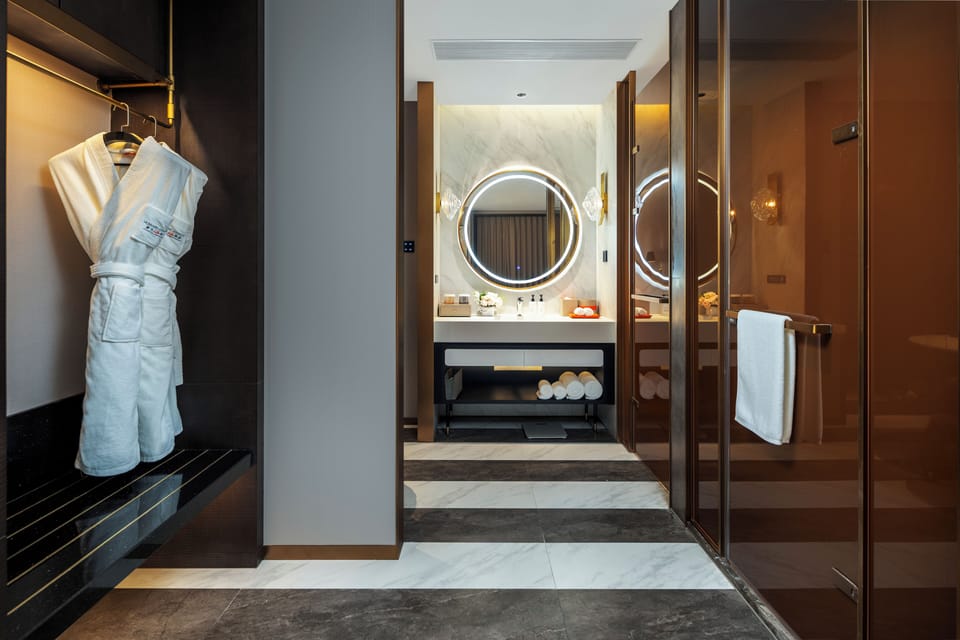 Suite, 1 King Bed, Smoking (Life) | Bathroom | Slippers