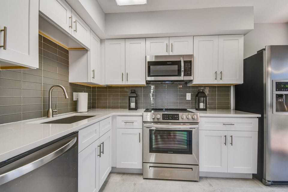Kitchen with Dishwasher