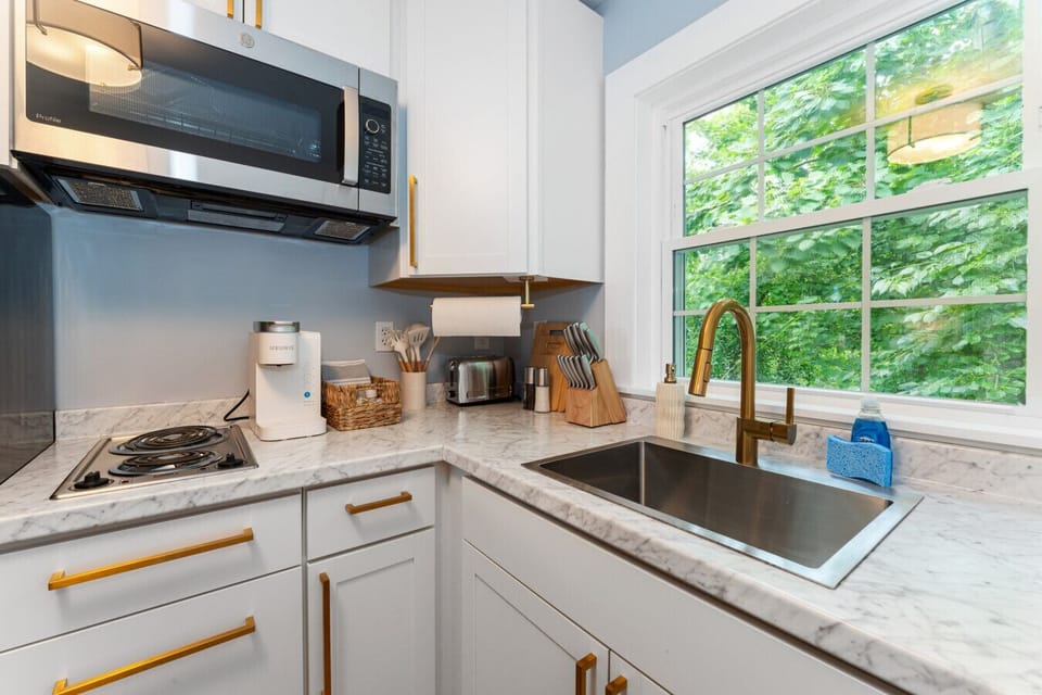 Fully stocked kitchen