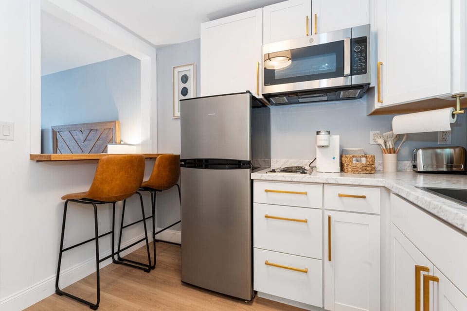 Fully stocked kitchen
