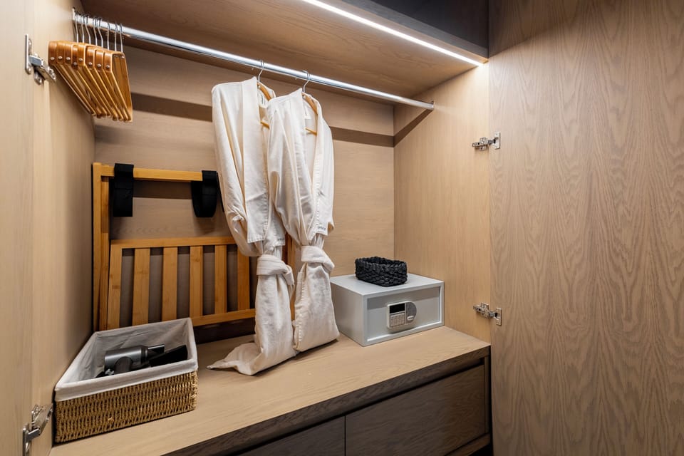 Exclusive Studio Suite, 1 King Bed | Premium bedding, in-room safe, laptop workspace, iron/ironing board