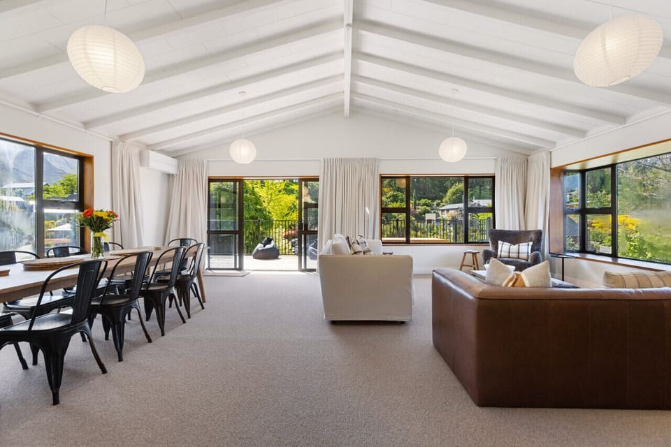 Large open plan living, view of Roy Peak, large dining table