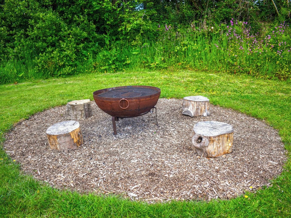 Outdoor area | Russet Yurt - Walnut Farm, Beaminster