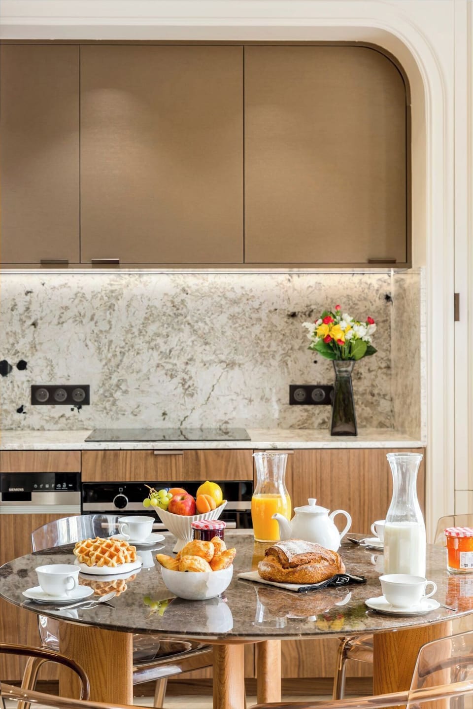 Breakfast area