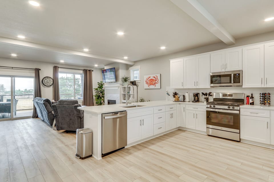 Kitchen | 2nd Floor | Dishwasher | Drip Coffee Maker