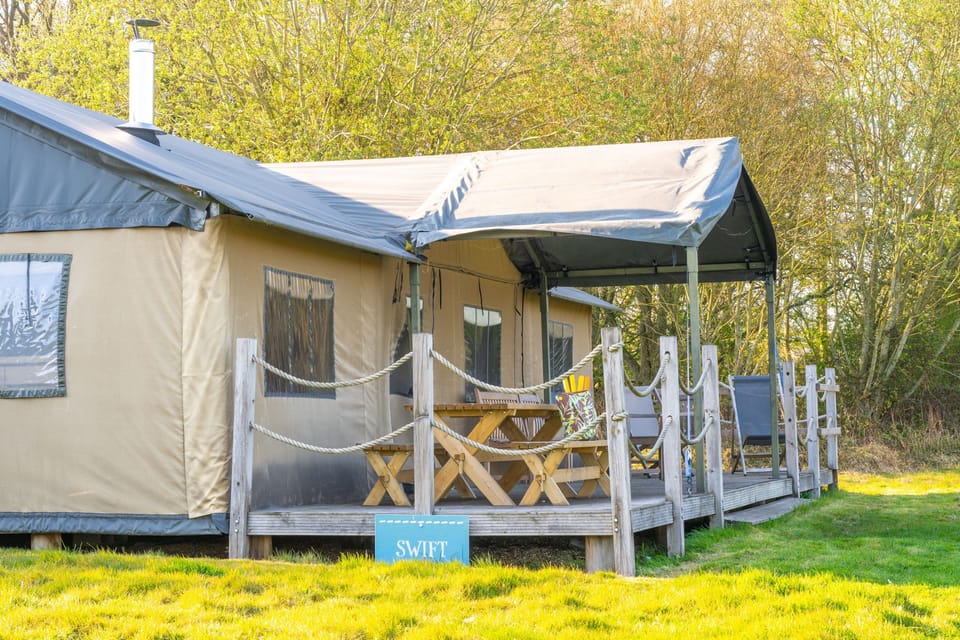 Swift safari tent