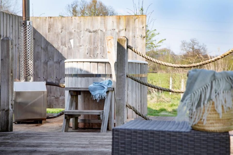 Private wood-fired hot tub included