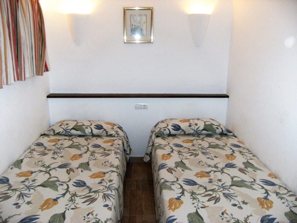Apartment | 2 bedrooms, iron/ironing board