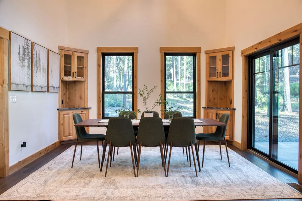 DIne in comfort with outdoor views.
