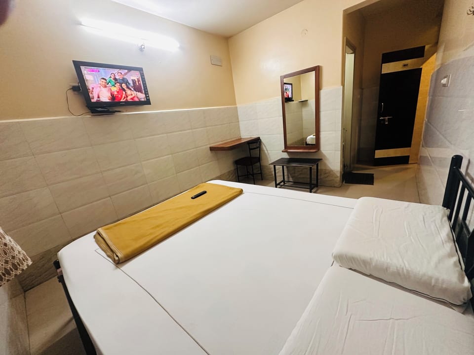 Deluxe Double Room, City View