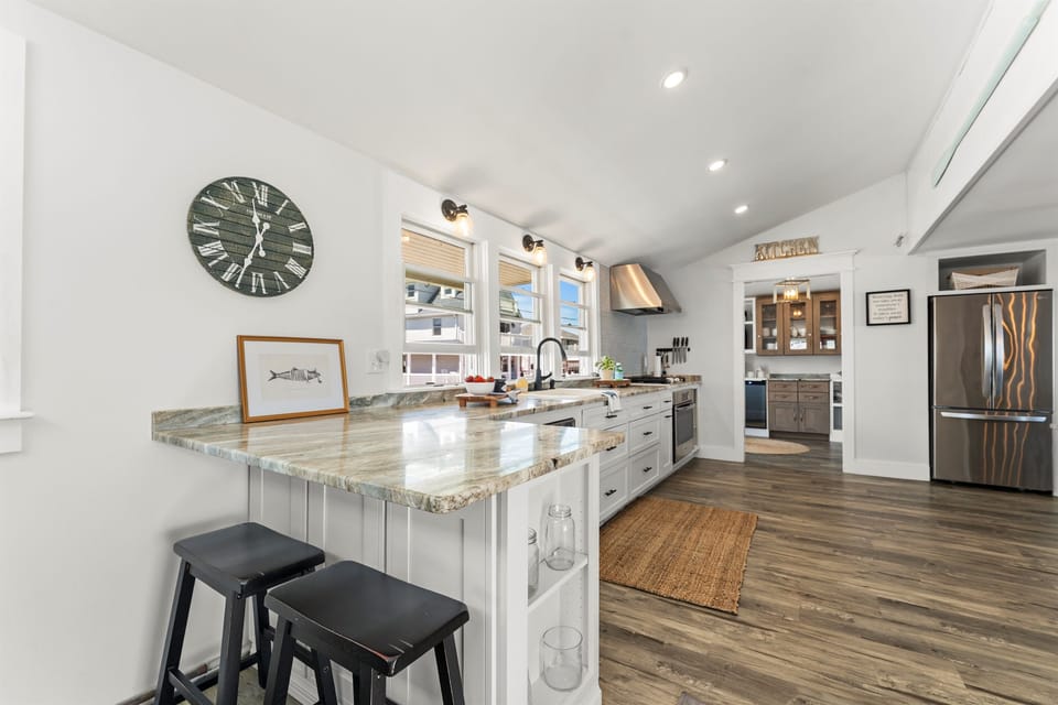 Our fully equipped kitchen is ready for your favorite recipes.