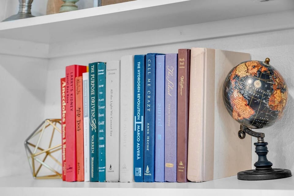 Books to read while relaxing outdoor on the couch