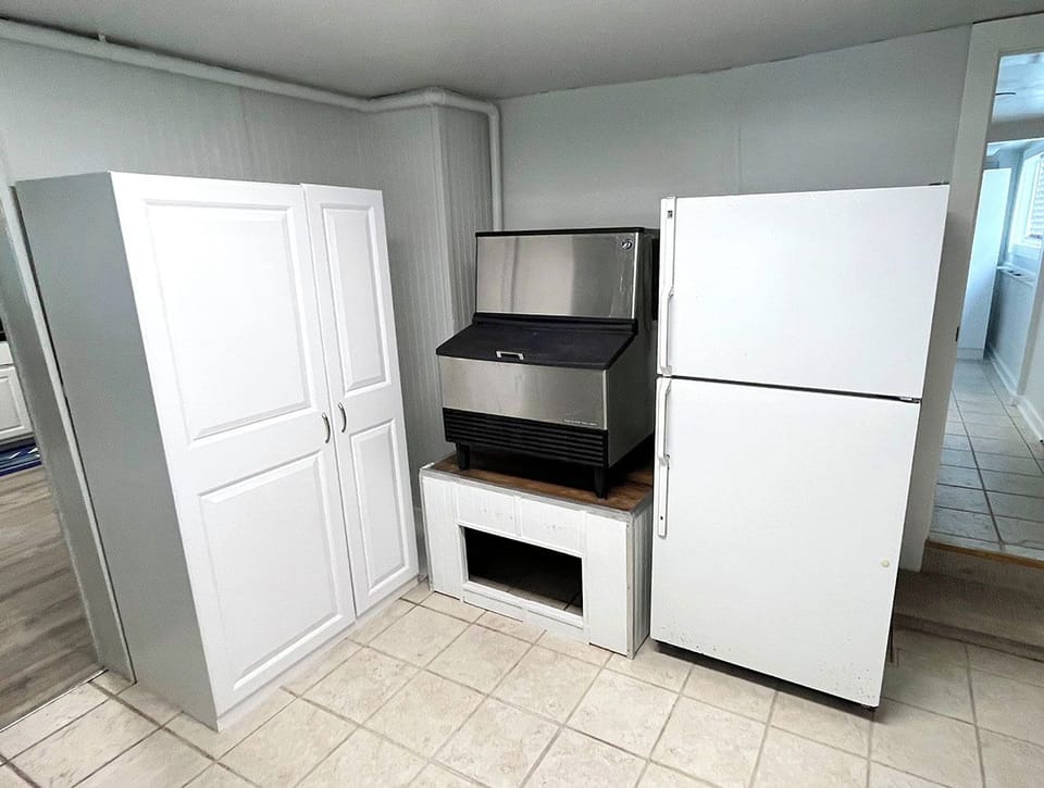 Going out on the boat? No Problem! Commercial ice  machine and extra fridge/freezer