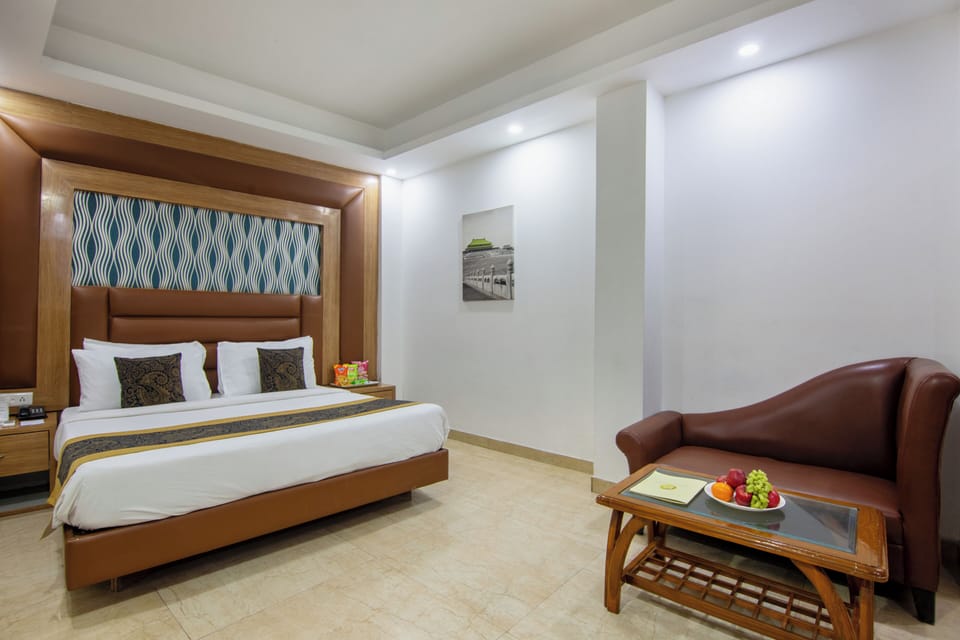 Deluxe Double Room | Egyptian cotton sheets, premium bedding, down comforters