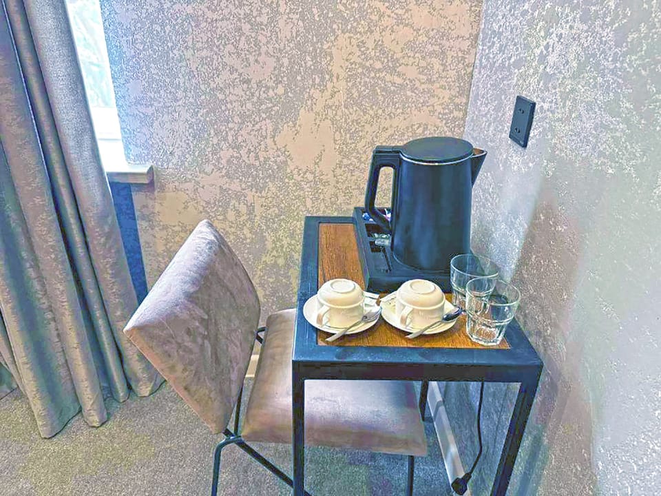 Standard Double Room, 1 King Bed, Park View | Hypo-allergenic bedding, minibar, in-room safe, individually decorated