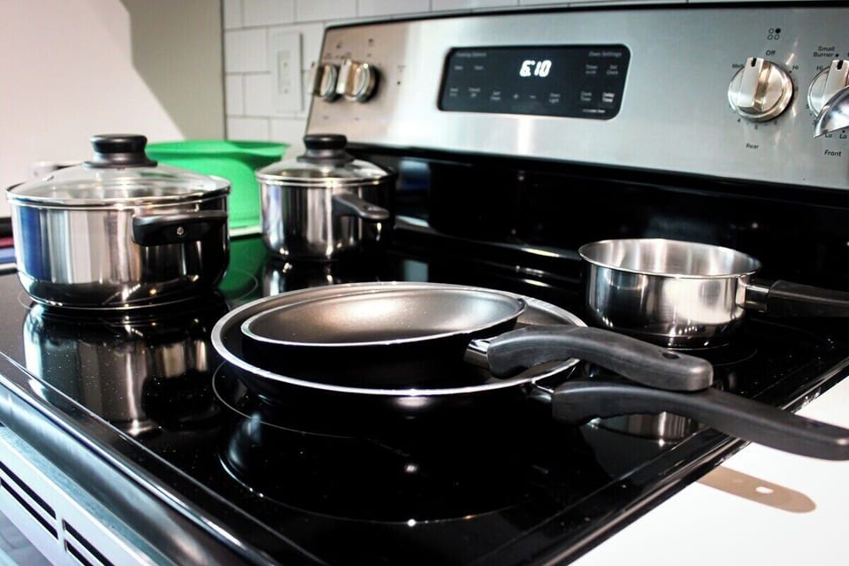 Cook away with our well stocked kitchen
