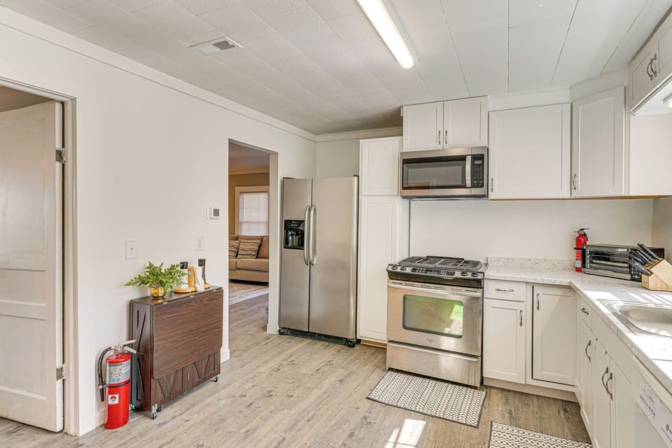 House (2 Bedrooms) | Interior