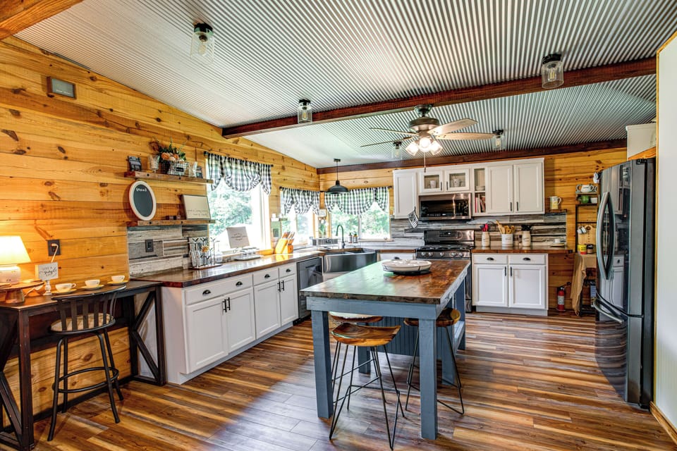 House (2 Bedrooms) | Interior