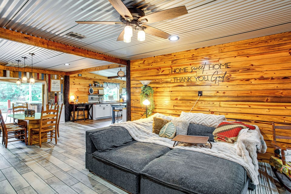 House (2 Bedrooms) | Front of property