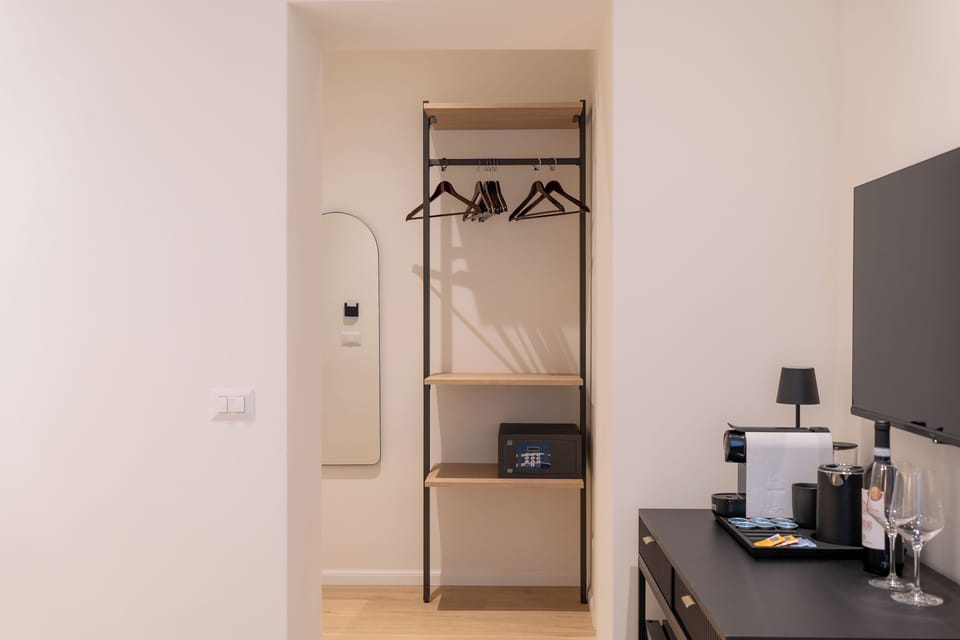 Junior Double Room, Private Bathroom | Frette Italian sheets, premium bedding, down comforters