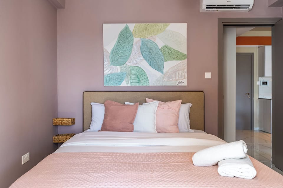 Apartment, 1 Double Bed with Sofa bed, Kitchen, City View | Blackout drapes, iron/ironing board, WiFi (free)